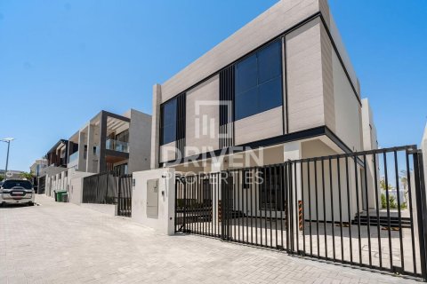 Willa na sprzedaż w Al Furjan, Dubai, ZEA 5 sypialnie, 599.97 mkw., nr 742701 - zdjęcie 2