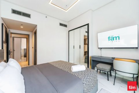 Apartmen di Business Bay, Dubai, UAE 2 bilik tidur, 89.8 meter persegi № 682321 - foto 11