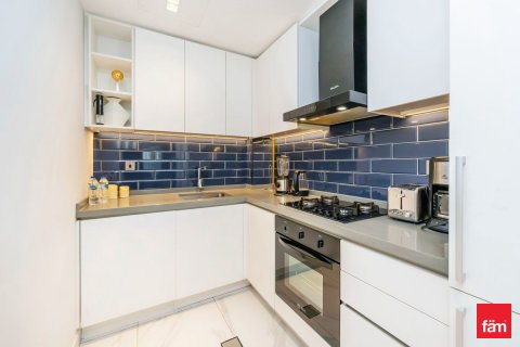 Apartmen di Business Bay, Dubai, UAE 2 bilik tidur, 89.8 meter persegi № 682321 - foto 6