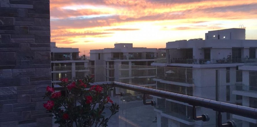 Lägenhet i Dubai, UAE 2 sovrum, 206.1 kvm Nr. 682318