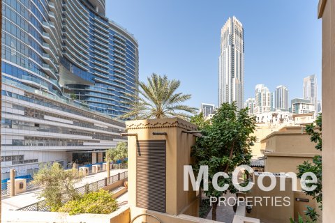 Apartment in Old Town, Dubai, UAE 3 bedrooms, 182.65 sq.m. № 586960 - photo 21