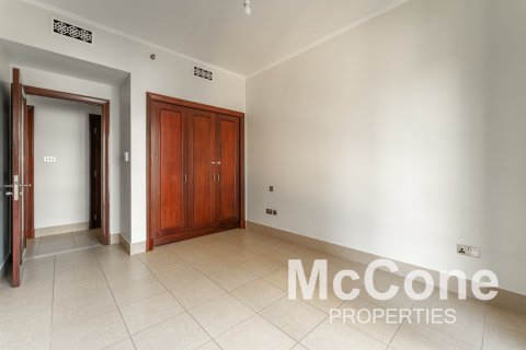 Apartment in Old Town, Dubai, UAE 3 bedrooms, 182.65 sq.m. № 586960 - photo 11