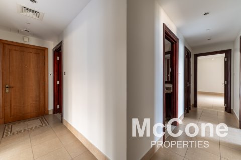 Apartment in Old Town, Dubai, UAE 3 bedrooms, 182.65 sq.m. № 586960 - photo 12
