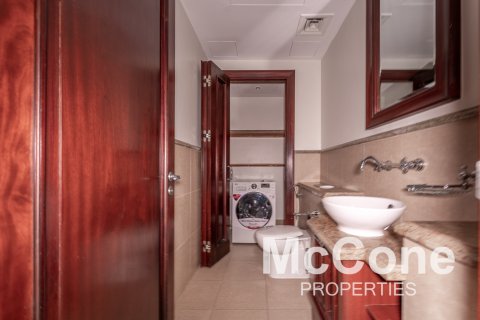 Apartment in Old Town, Dubai, UAE 3 bedrooms, 182.65 sq.m. № 586960 - photo 13