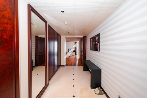 Apartament në Dubai, Emiratet e Bashkuara Arabe 2 dhoma gjumi, 159.4 m2. № 632135 - Foto 12