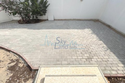 Villa in affitto a Umm Suqeim, Dubai, EAU 4 camere da letto, 325.2 mq. № 632134 - foto 17