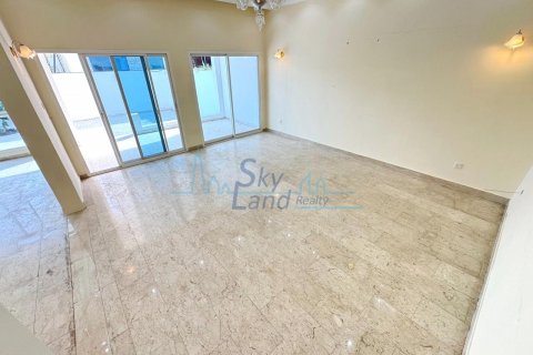 Villa in affitto a Umm Suqeim, Dubai, EAU 4 camere da letto, 325.2 mq. № 632134 - foto 4