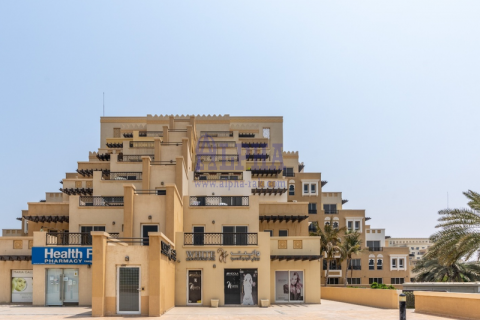 Apartment in Al Marjan Island, Ras Al Khaimah, UAE 1 bedroom, 94.5 sq.m. № 632080 - photo 1
