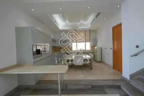 Villa til leie i Al Safa, Dubai, Emiratene 6 soverom, 1199 kvm Nr. 712585 - Foto 2
