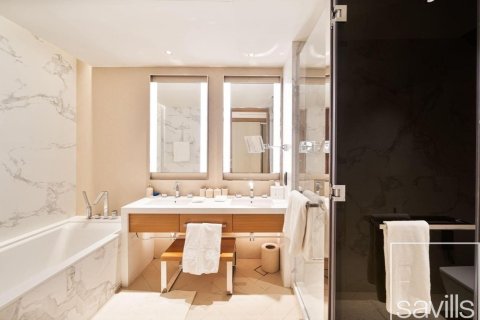 Apartment in Downtown Dubai (Downtown Burj Dubai), Dubai, UAE 2 bedrooms, 114.83 sq.m. № 747876 - photo 17