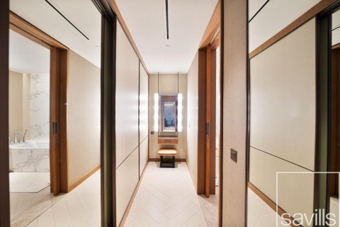 Apartment in Downtown Dubai (Downtown Burj Dubai), Dubai, UAE 2 bedrooms, 114.83 sq.m. № 747876 - photo 13