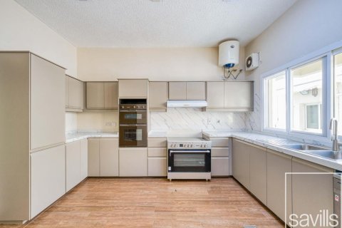 Вилла в Джумейра, Дубай, ОАЭ 5 спален, 480.03м2 № 747872