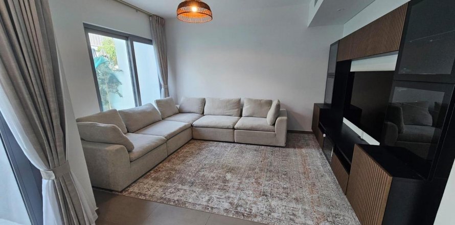 Řadový dům v Tilal Al Ghaf, Dubai, SAE 3 ložnice, 140 m² Č.: 628567