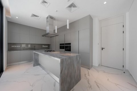 Vilë në Al Barari, Dubai, Emiratet e Bashkuara Arabe 6 dhoma gjumi, 1238 m2. № 628563 - Foto 12