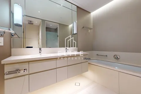 Apartment in Downtown Dubai (Downtown Burj Dubai), Dubai, UAE 3 bedrooms, 187 sq.m. № 659491 - photo 25