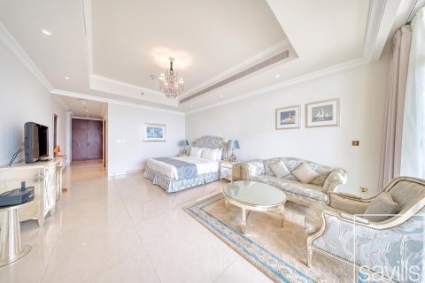 Apartament de închiriat în Palm Jumeirah, Dubai, EAU 4 dormitoare, 655.43 mp.  №758754 - poză 13