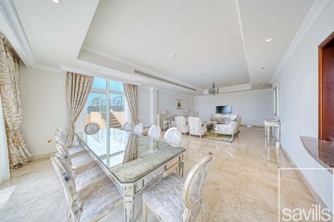 Apartament de închiriat în Palm Jumeirah, Dubai, EAU 4 dormitoare, 655.43 mp.  №758754 - poză 2