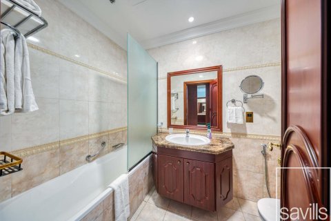 Apartament de închiriat în Palm Jumeirah, Dubai, EAU 4 dormitoare, 655.43 mp.  №758754 - poză 24