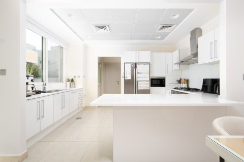 Villa en alquiler en The Sustainable City, Dubai, EAU 3 dormitorios, 195.75 m2 № 750174 - foto 6