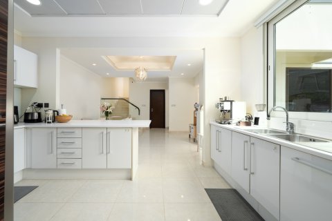 Villa en alquiler en The Sustainable City, Dubai, EAU 3 dormitorios, 195.75 m2 № 750174 - foto 7
