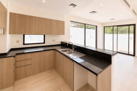 DAMAC Hills (Akoya by DAMAC), Dubai, UAE의 임대용 타운하우스 침실 5개, 210.45제곱미터 번호 750177 - 사진 2