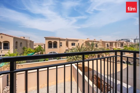 Villa i Dubai, UAE 3 sovrum, 188.8 kvm Nr. 722714