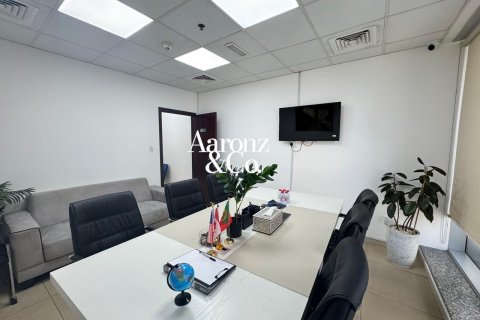 Office in Business Bay, Dubai, UAE 66 sq.m. № 720062 - photo 5