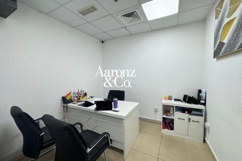 Office in Business Bay, Dubai, UAE 66 sq.m. № 720062 - photo 8