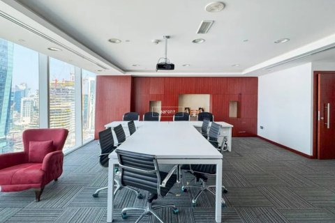 Zyrë në Business Bay, Dubai, Emiratet e Bashkuara Arabe 289.1 m2. № 624378 - Foto 1