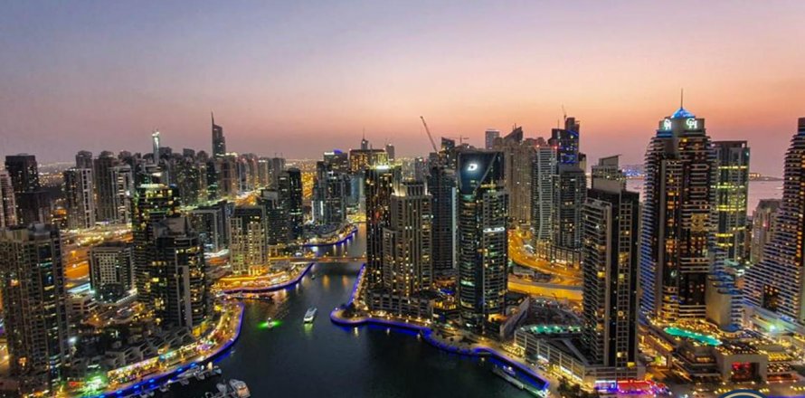 Apartament në Dubai Marina, Dubai, Emiratet e Bashkuara Arabe 1 dhomë gjumi, 81 m2. № 628239