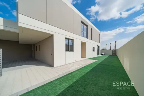 Városi lakóépület itt: Dubai South (Dubai World Central), EAE, 4 hálószoba, 331 m², azonosító: 737954 - fénykép 2