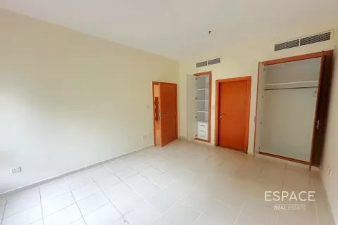 Apartment sa Greens, Dubai, UAE 1 silid-tulugan, 70 sq.m. № 737955 - larawan 6