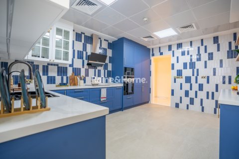 Jumeirah Lake Towers, Dubai, UAE의 판매용 펜트하우스 침실 4개, 442.2제곱미터 번호 707675 - 사진 12