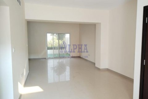 Снять в аренду виллу в Mina Al Arab, Рас-эль-Хайма, ОАЭ 3 спальни, 230.1м2, № 614913 - фото 4