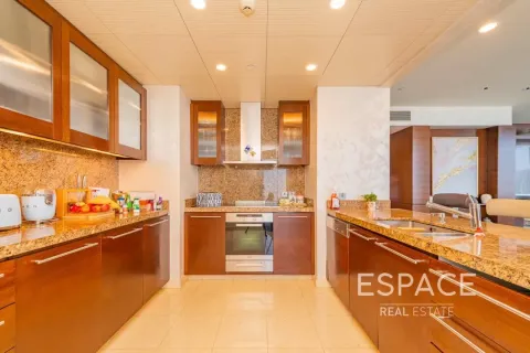 Appartement te koop in Downtown Dubai (Downtown Burj Dubai), Dubai, VAE 3 slaapkamers, 247 vr.m., nr 661358 - foto 9