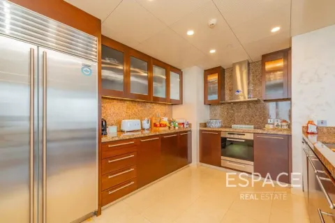 Appartement te koop in Downtown Dubai (Downtown Burj Dubai), Dubai, VAE 3 slaapkamers, 247 vr.m., nr 661358 - foto 8