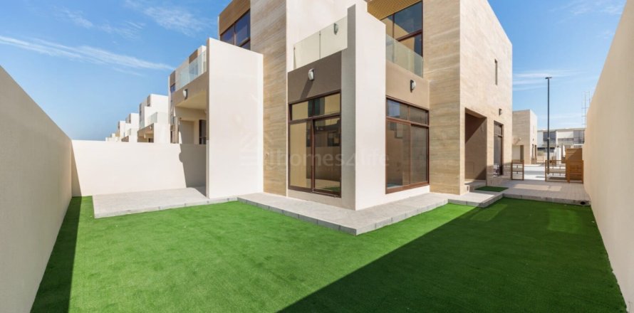 Villa asukohaga Meydan, Dubai, AÜE: 4 magamistoaga, 286 m² Nr 695801
