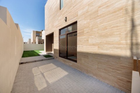 Üürile anda villa asukohaga Meydan, Dubai, AÜE: 4 magamistoaga, 286 m² Nr 695801 - pilt 3