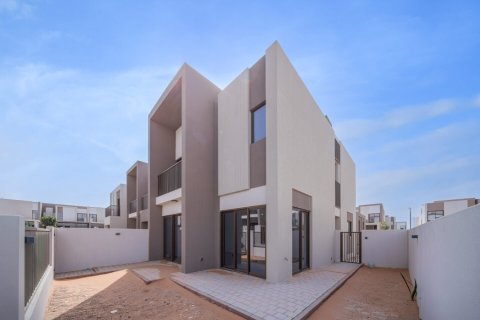 Villa uthyres i Dubai Land, Dubai, UAE 4 sovrum, 230 kvm Nr. 695802 - fotografi 3