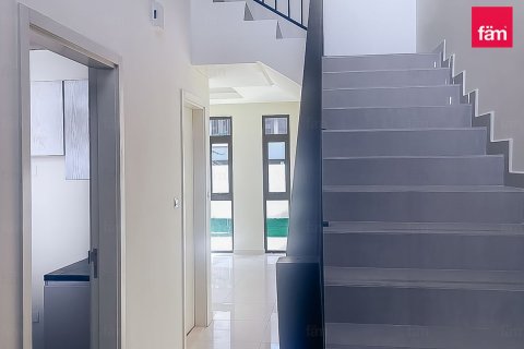 Kamienica do wynajęcia w Dubai, ZEA 3 sypialnie, 174.7 mkw., nr 720415 - zdjęcie 2