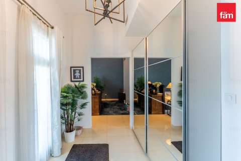 Vila u Dubai, UAE 4 spavaćih soba, 594.6 m2 Br. 720416 - fotografija 27