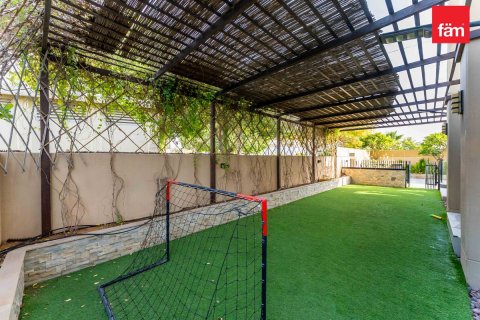 Vila u Dubai, UAE 4 spavaćih soba, 594.6 m2 Br. 720416 - fotografija 30