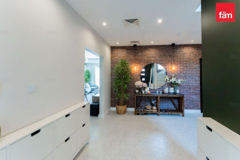 Vila u Dubai, UAE 4 spavaćih soba, 594.6 m2 Br. 720416 - fotografija 6