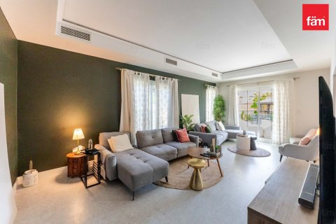 Vila u Dubai, UAE 4 spavaćih soba, 594.6 m2 Br. 720416 - fotografija 4