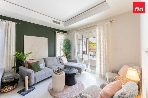Vila u Dubai, UAE 4 spavaćih soba, 594.6 m2 Br. 720416 - fotografija 19