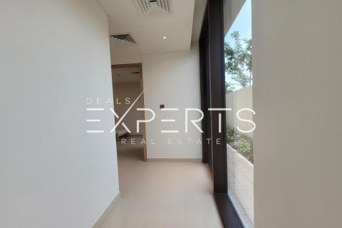 Vilë në Saadiyat Island, Abu Dhabi, Emiratet e Bashkuara Arabe 5 dhoma gjumi, 1047.9 m2. № 569039 - Foto 10