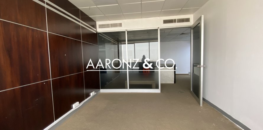 Ured u gradu Sheikh Zayed Road, Dubai, UAE 179.6 m2 Br. 624272