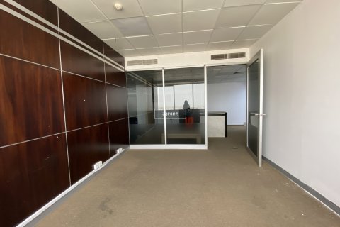 Üürile anda kontor asukohaga Sheikh Zayed Road, Dubai, AÜE: 179.6 m² Nr 624272 - pilt 1