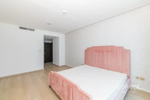 Apartment sa 23 MARINA TOWER sa Dubai Marina, UAE 4 silid-tulugan, 524 sq.m. № 650449 - larawan 15