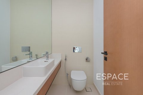Apartment sa VIDA RESIDENCES DUBAI MARINA sa Dubai Marina, UAE 1 silid-tulugan, 70 sq.m. № 650453 - larawan 14